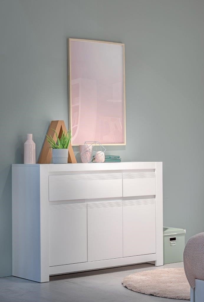biała komoda