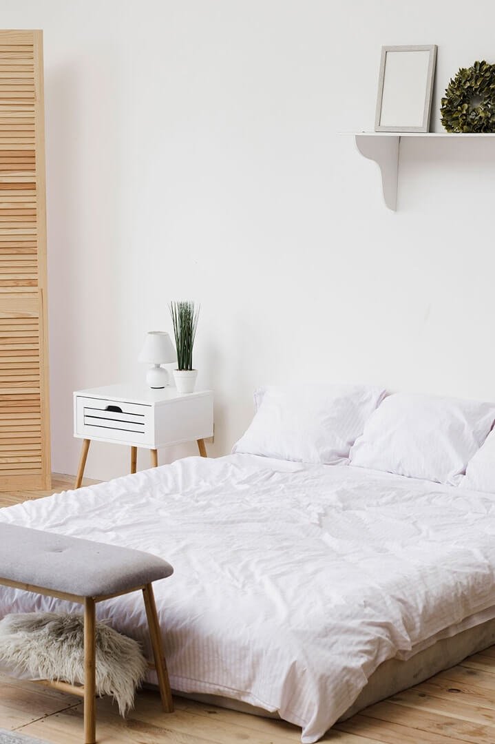 Biel w sypialni
