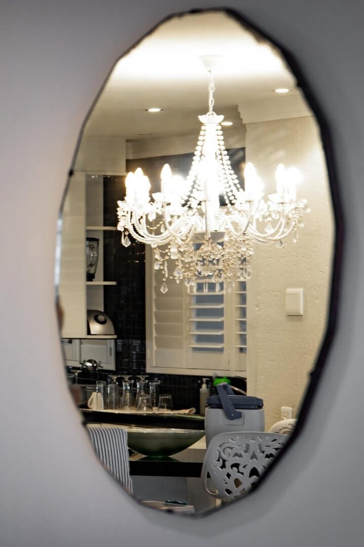 Lustro powiększające przestrzeń