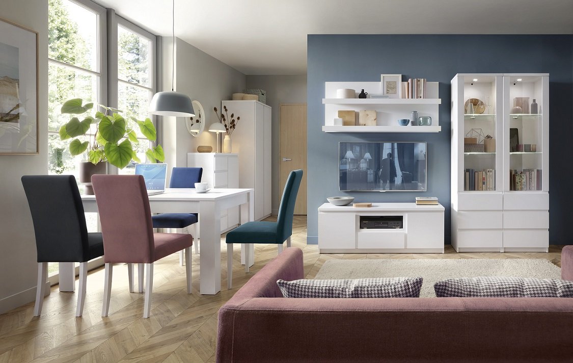 mały stół do salonu