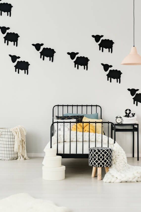 Naklejki na ścianę do pokoju dziewczynki